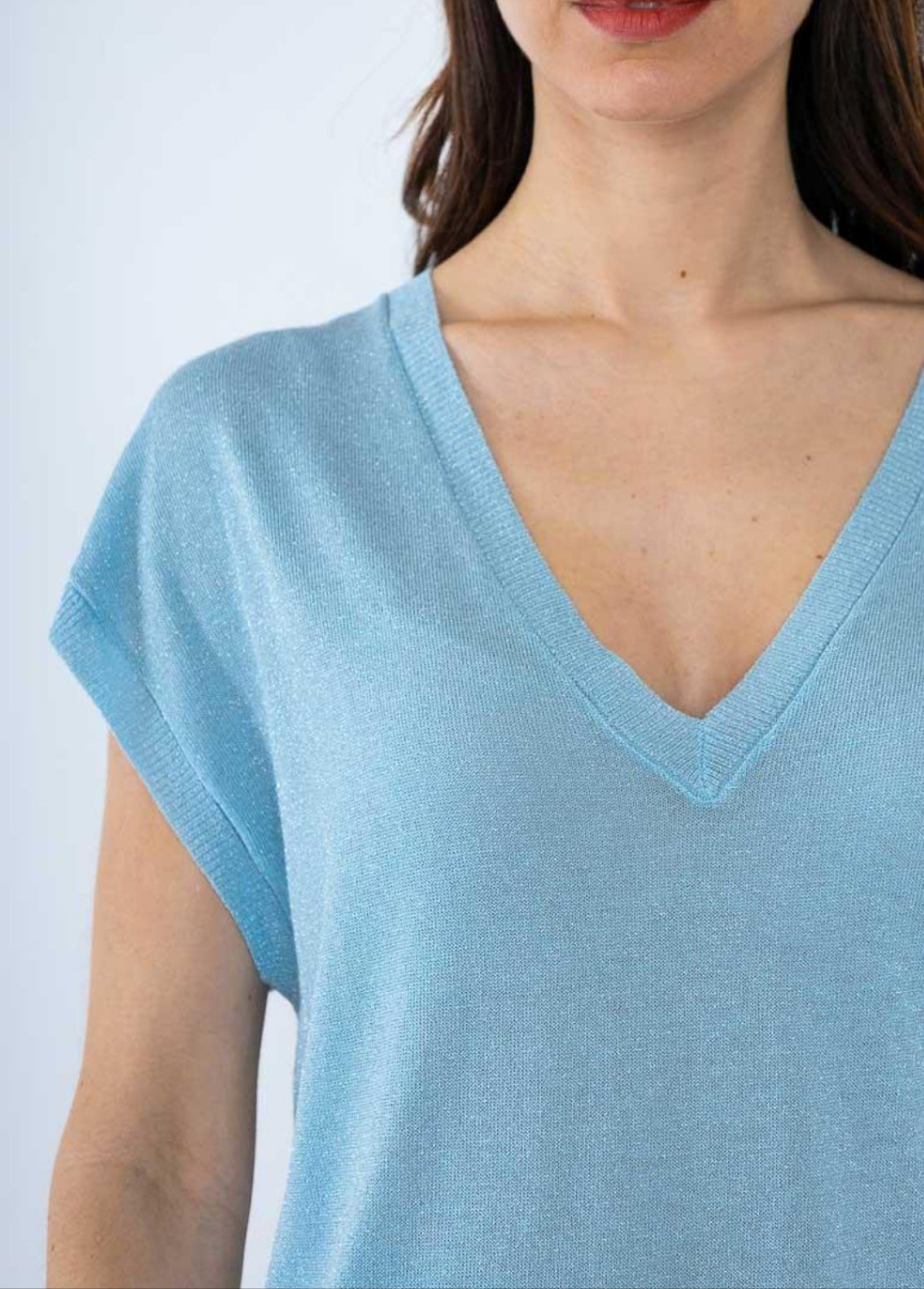 T-shirt sans manches, bleu pastel, paillettes. Taille unique